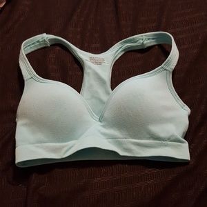 2 bras